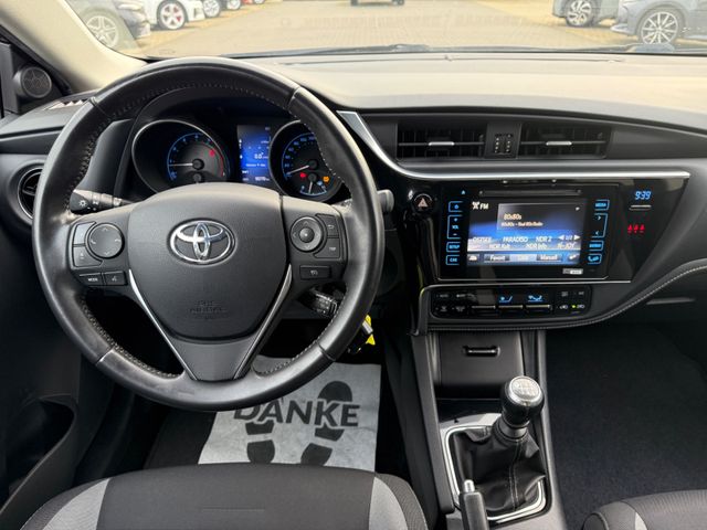 Toyota Auris  Touring Sports Design Edition