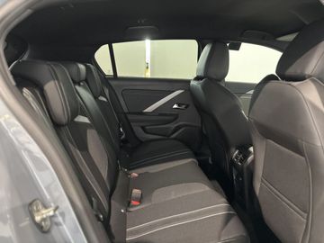 Fotografie 7 des Opel Astra 1.2 Turbo Hybrid 48 V GS