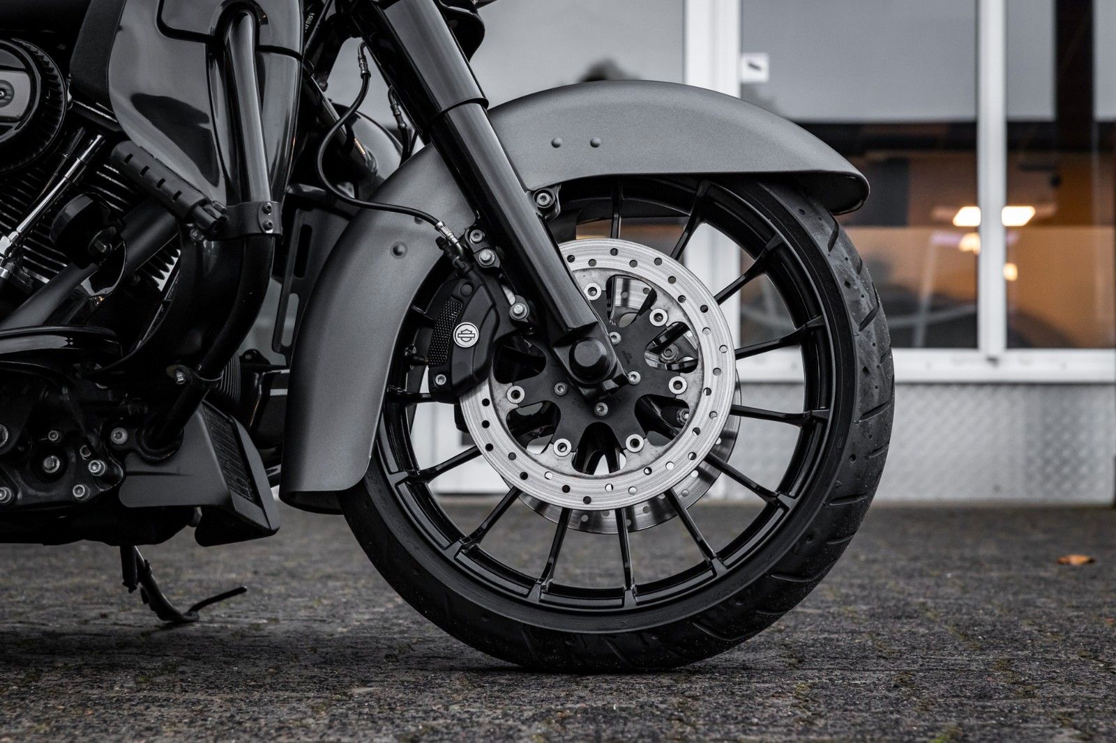 Fahrzeugabbildung Harley-Davidson FLHXS Street Glide 107 Cui - Screaming Eagle APE