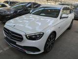 Mercedes-Benz E 300 de AVANTGARDE LED*AHK*Navi*Kamera*DAB*18 - gebrauchte Mercedes-Benz E 300 aus dem Jahr 2021