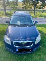 Skoda Roomster 1.4 16V - - Skoda Roomster mit Benzin-Antrieb: Kleinbus, 1.4