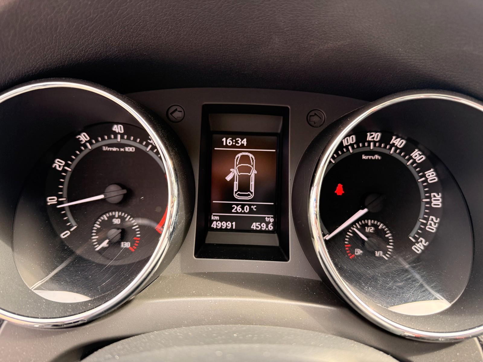SKODA YETI MONTE CARLO 1.2 TSI 105 CH - 1ÈRE MAIN - 49 900 KM - CLIM BIZONE - SIÈGES CHAUFFANTS - PDC