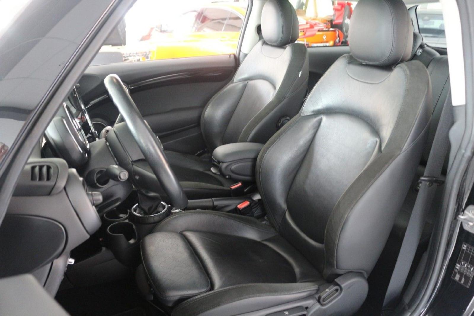 MINI COOPER_S - Panorama-NaviProf-Kamera-Leder-1.Hd