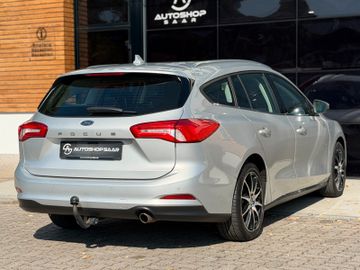 Ford Focus - 10