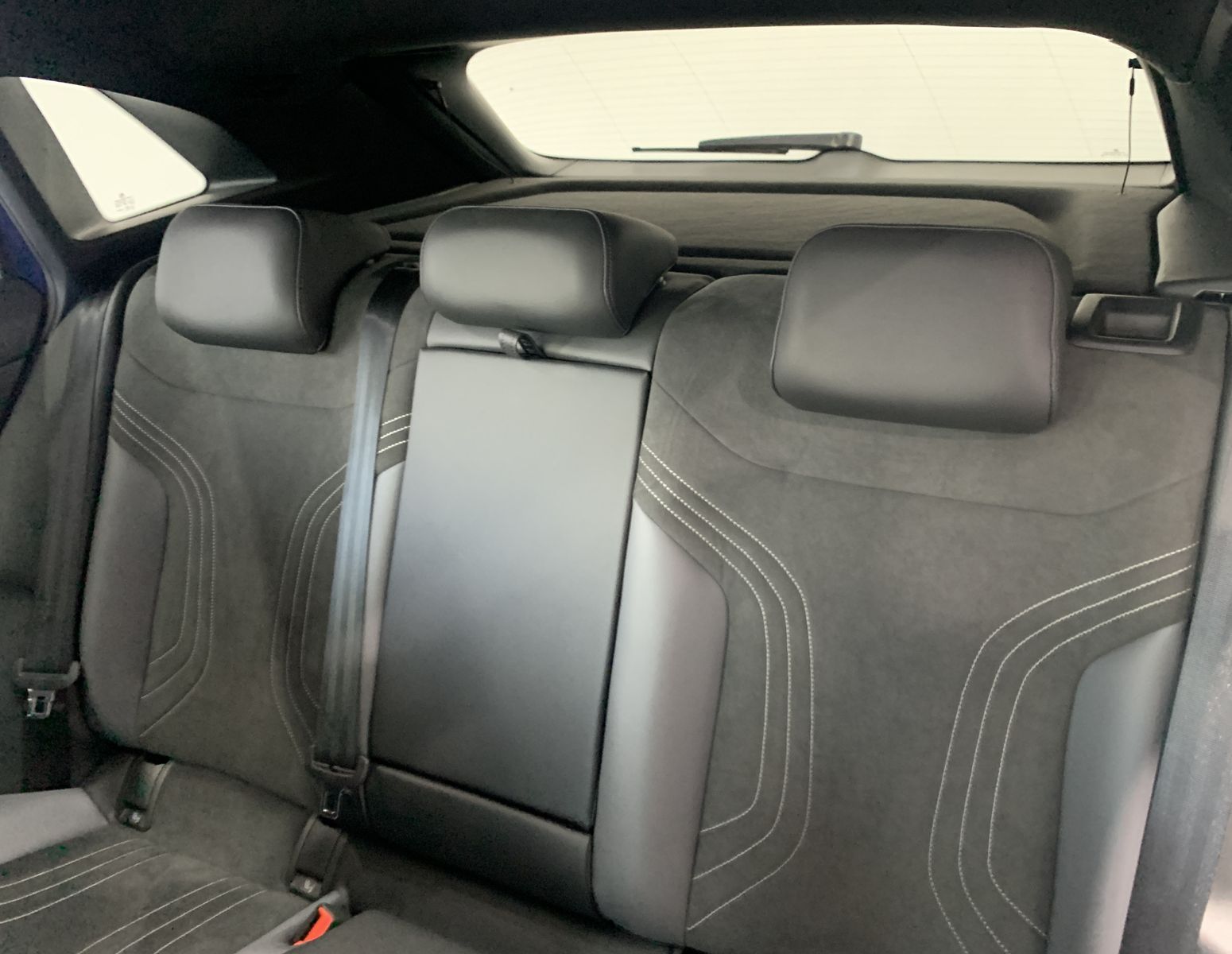Fahrzeugabbildung Volkswagen ID.4 Pro Performance*IQ.LIGHT*HUD*Cam*Leder*Pano