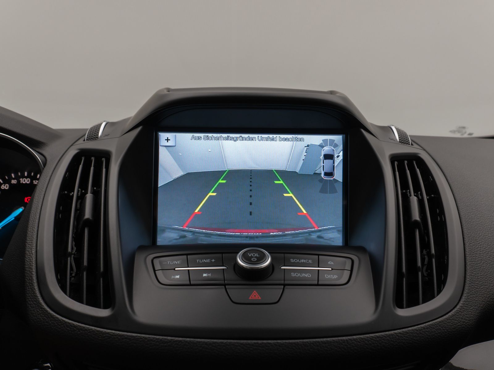 Fahrzeugabbildung Ford Kuga Titanium Navigation Kamera Sitzhzg Tempomat