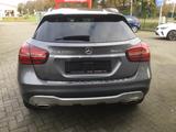 Mercedes-Benz GLA -Klasse GLA 220 CDI / d 4Matic AHK + Navi. ! - Mercedes-Benz GLA 220: Cdi