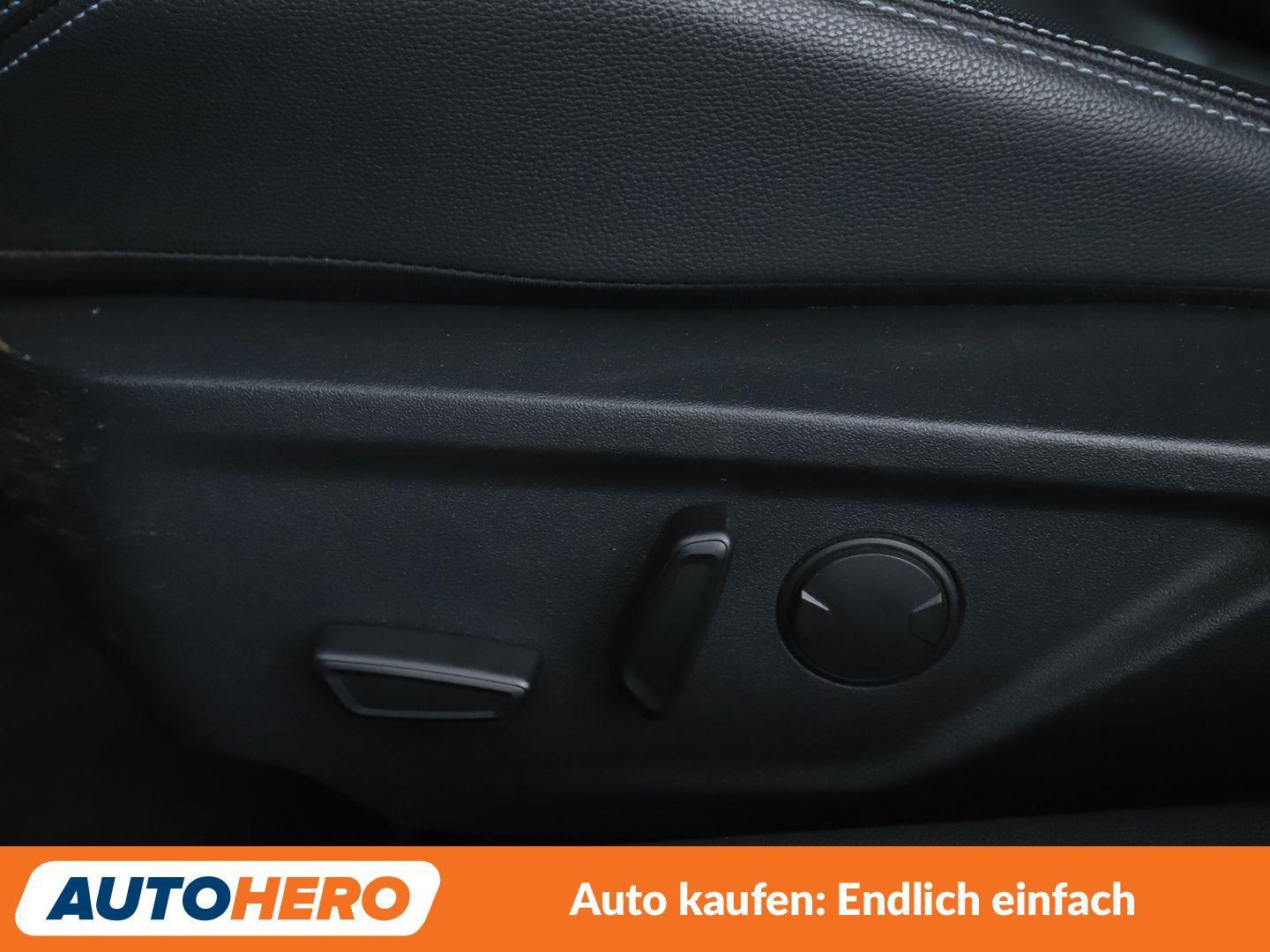 Ford Focus 1.5 EcoBoost Active*NAVI*LED*TEMPO*CAM*AHK