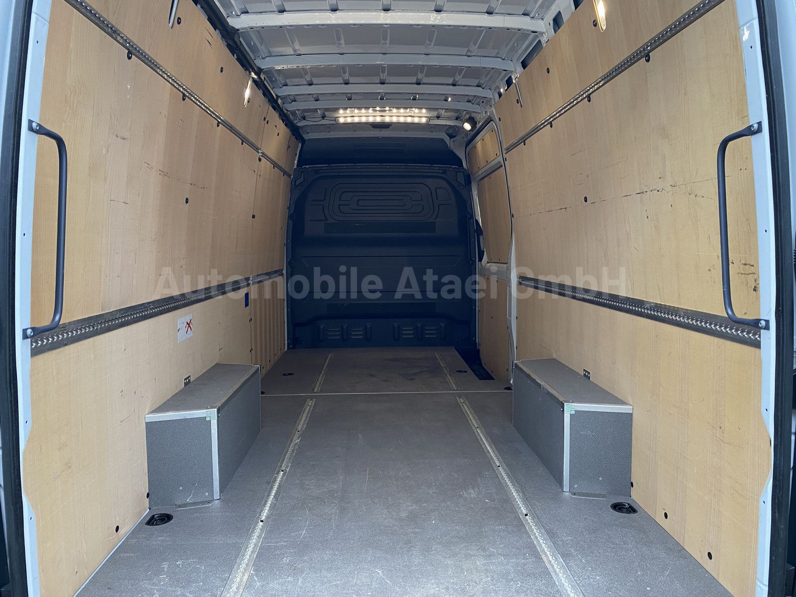 Fahrzeugabbildung Mercedes-Benz Sprinter 315 MAXI 360° KAMERA+ NAVI 1211
