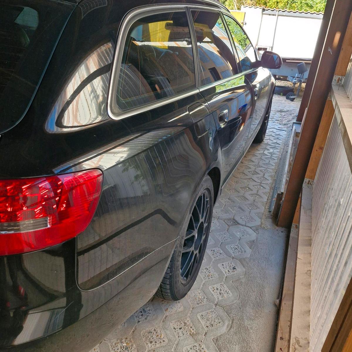Audi A6 2010 — photo 8