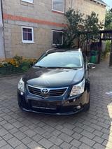 Toyota Avensis Combi Executive 2.2 D-4D Automatik E... - Toyota Avensis: 2.4