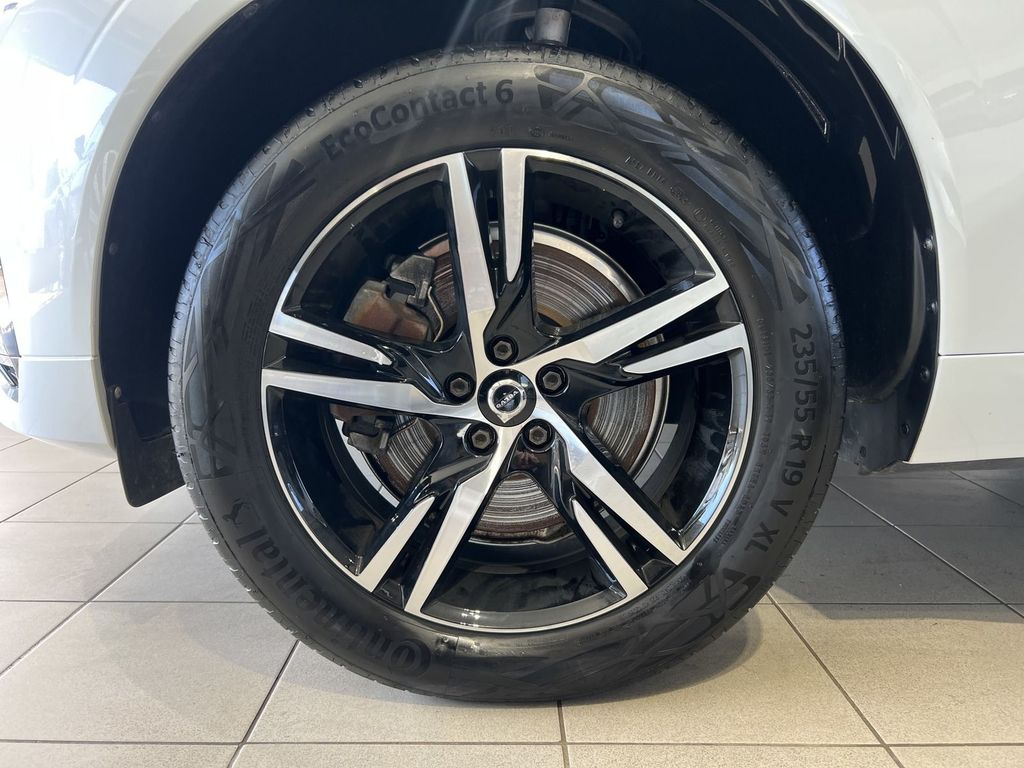 Volvo XC60 T6 R-Design Recharge AWD ACC AHK Kamera LED
