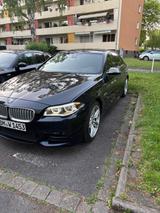 BMW M550d xDrive M - BMW M550: Automatik