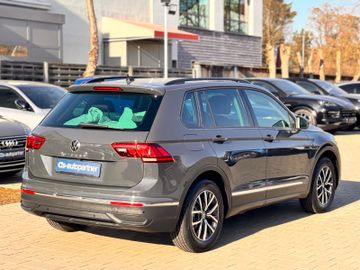 Volkswagen Tiguan - 4