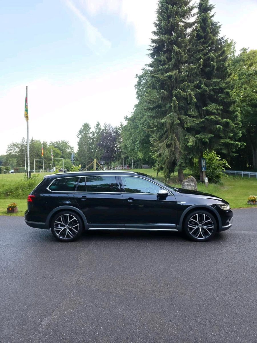 VW VW Passat Alltrack 2.0 BiTDI 239ps 4MOTION