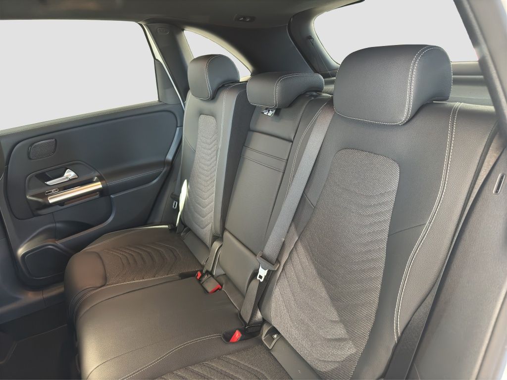 Fahrzeugabbildung Mercedes-Benz B 200 SpurH*AUT*LM*Teilled.