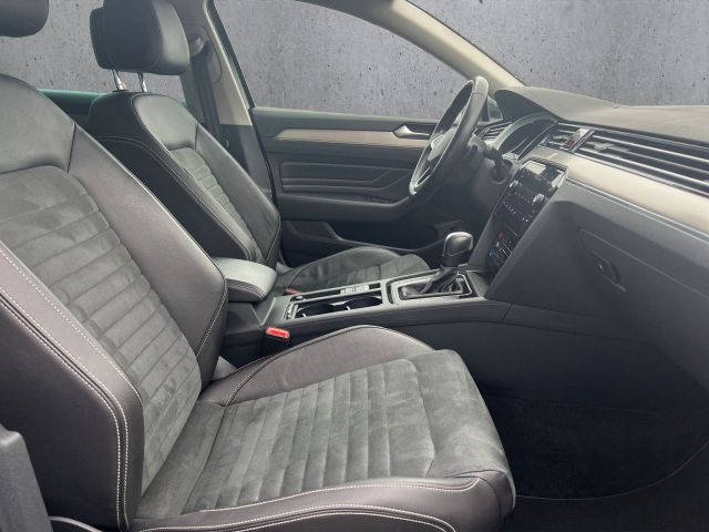 Passat Variant 2.0 TDI Elegance Bluetooth Navi