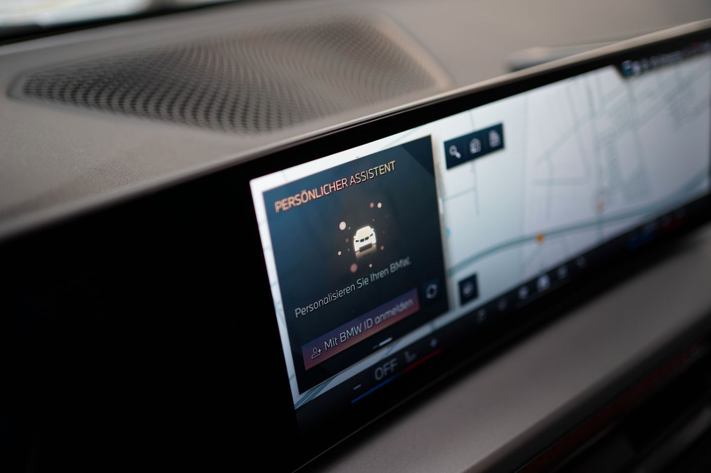 Fahrzeugabbildung BMW 318i Touring Navi+HeadUp+Kamera+APP+LED