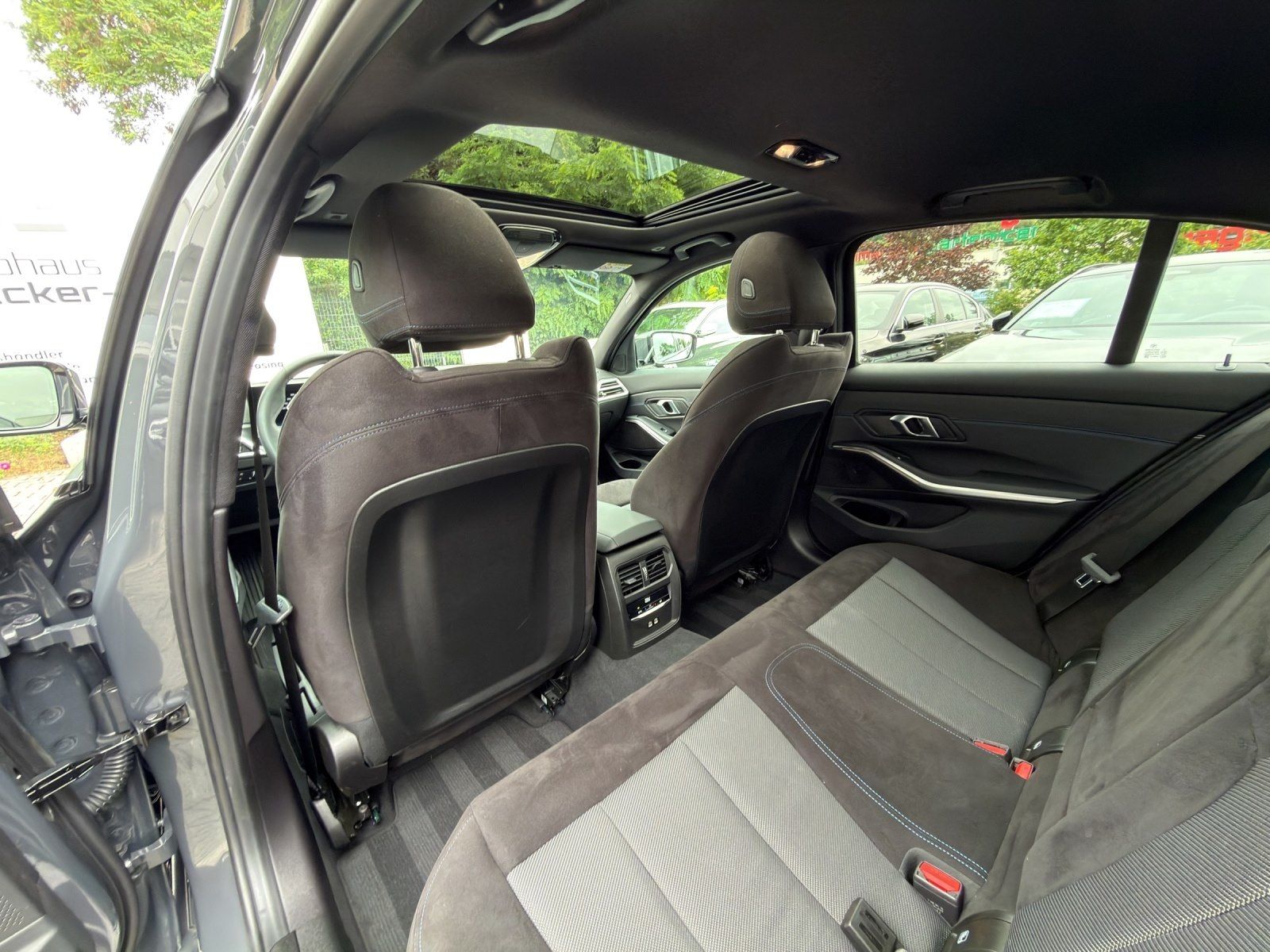 BMW 320 - Bild 18