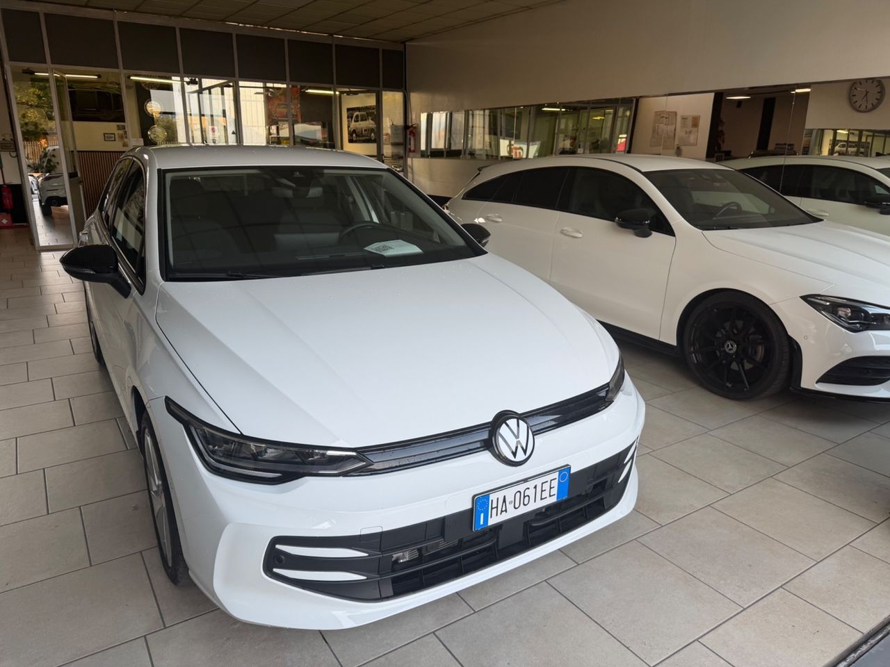 Other Volkswagen Golf 1.5 eTSI 115 CV DSG Edition Plus imagem 2