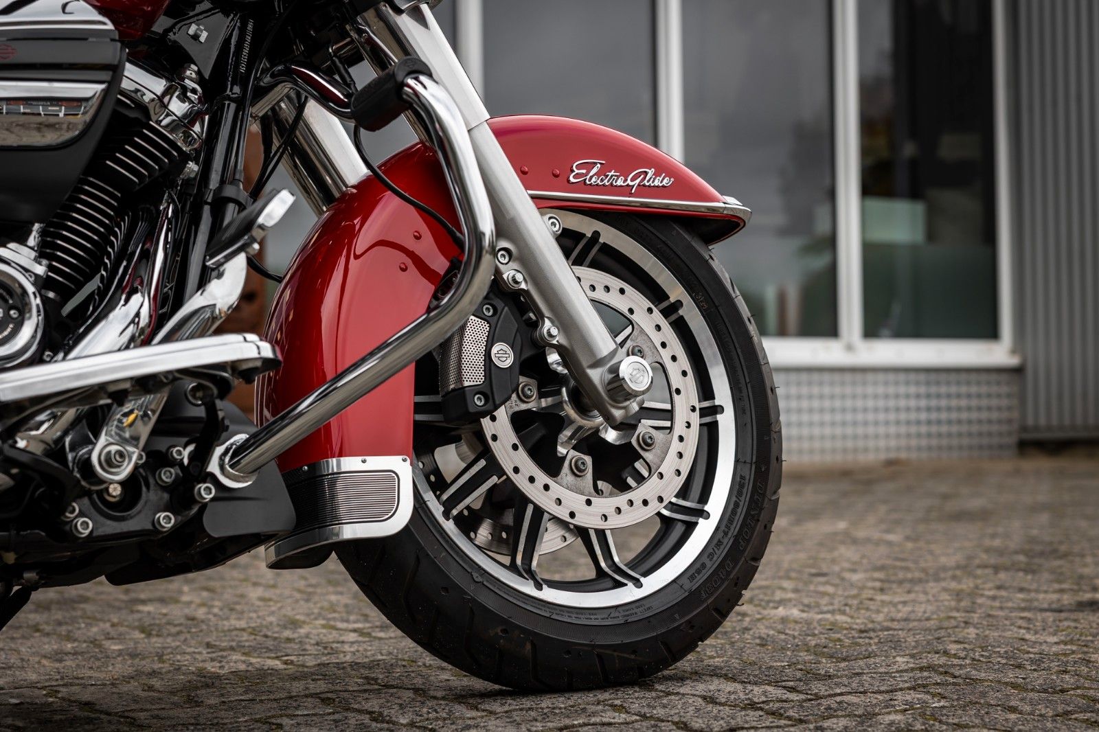 Fahrzeugabbildung Harley-Davidson FLHTP Electra Glide Standard - Firefighter