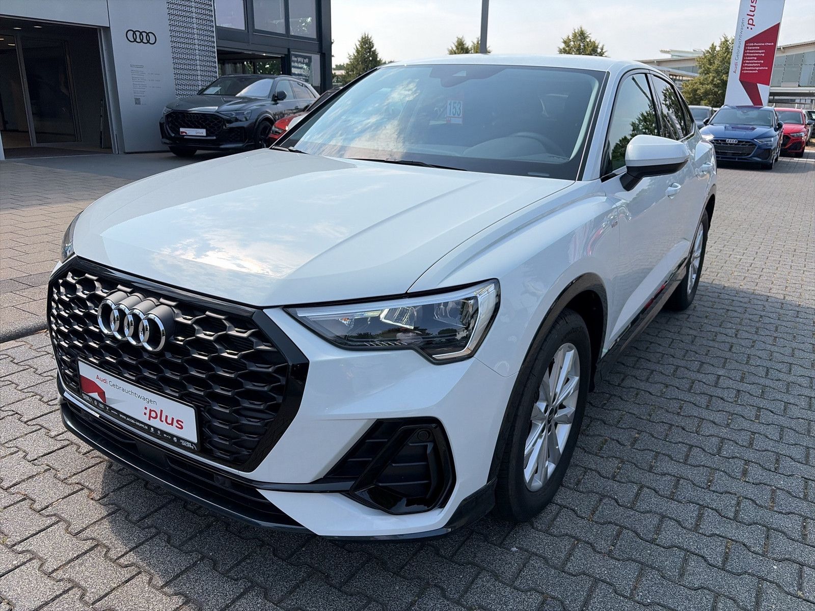 Audi Q3 Sportback 35TFSI S line Black ACC AHK Navi foto 18