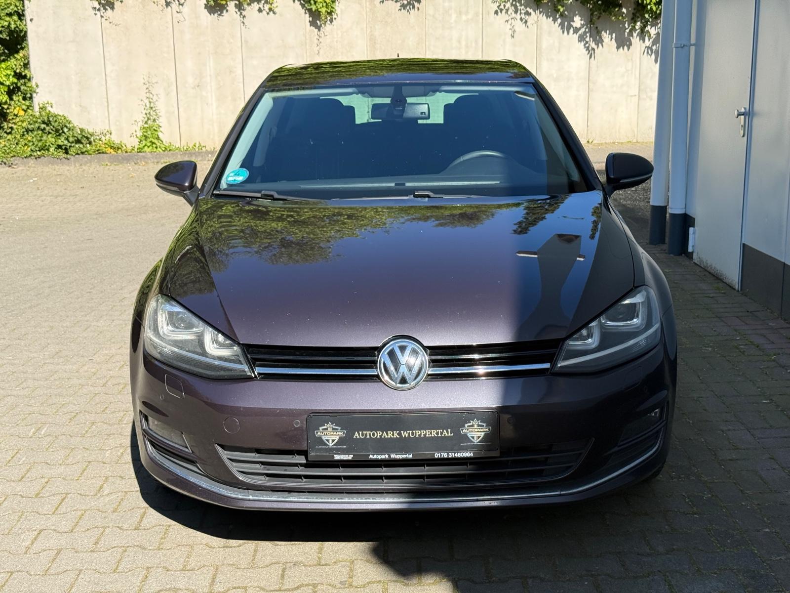 Volkswagen Golf VII Lim. Lounge *2.0 DIESEL*AUTOMATIK*PDC