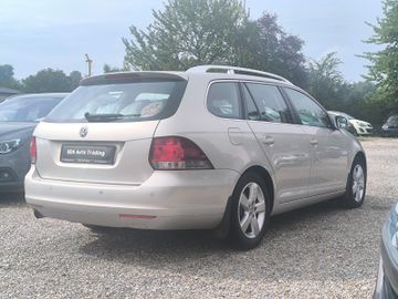 Volkswagen Golf - 5