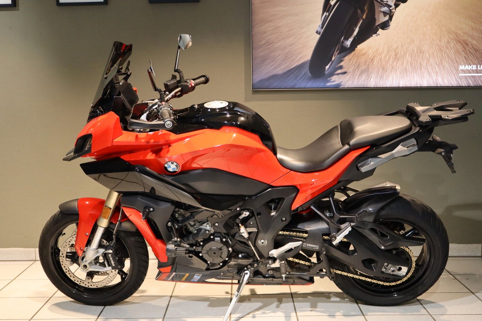 Fahrzeugabbildung BMW S1000XR mit Repair Inclusive