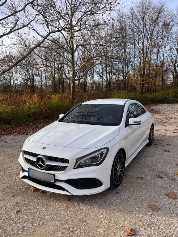 Image of Mercedes-Benz CLA 200