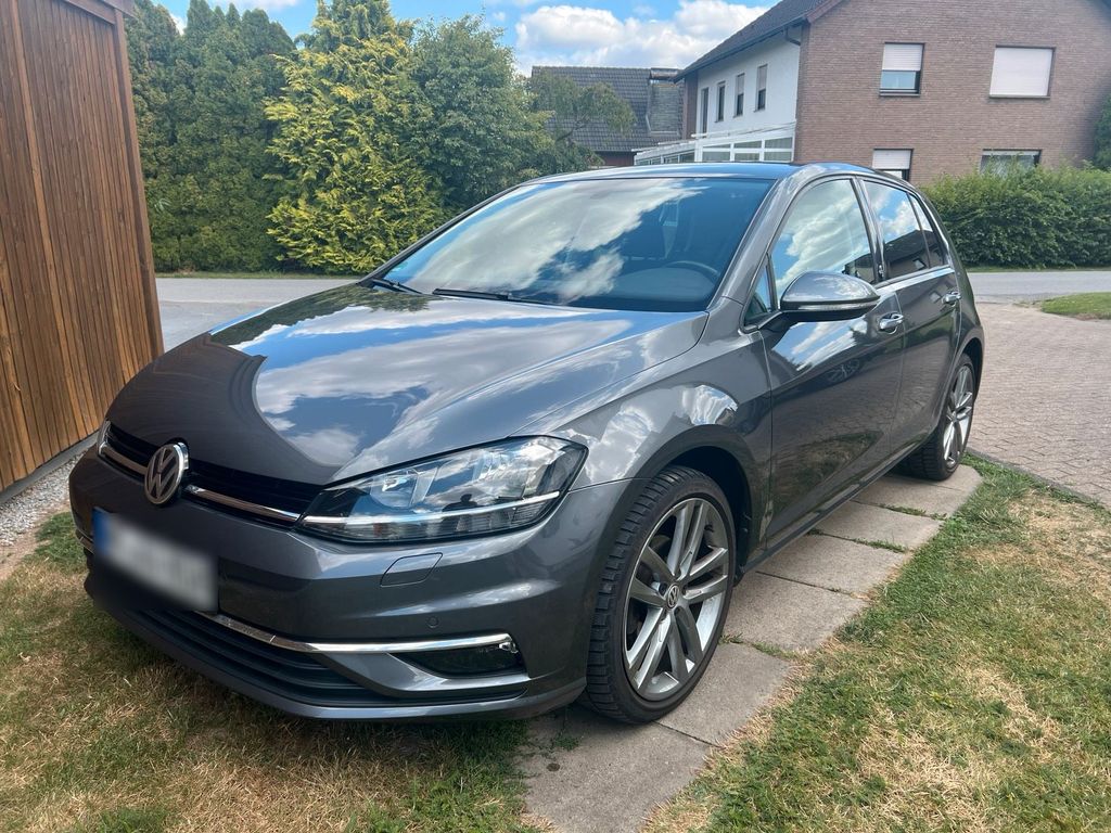 Image of Volkswagen Golf