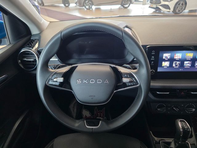SKODA Fabia — Foto 17