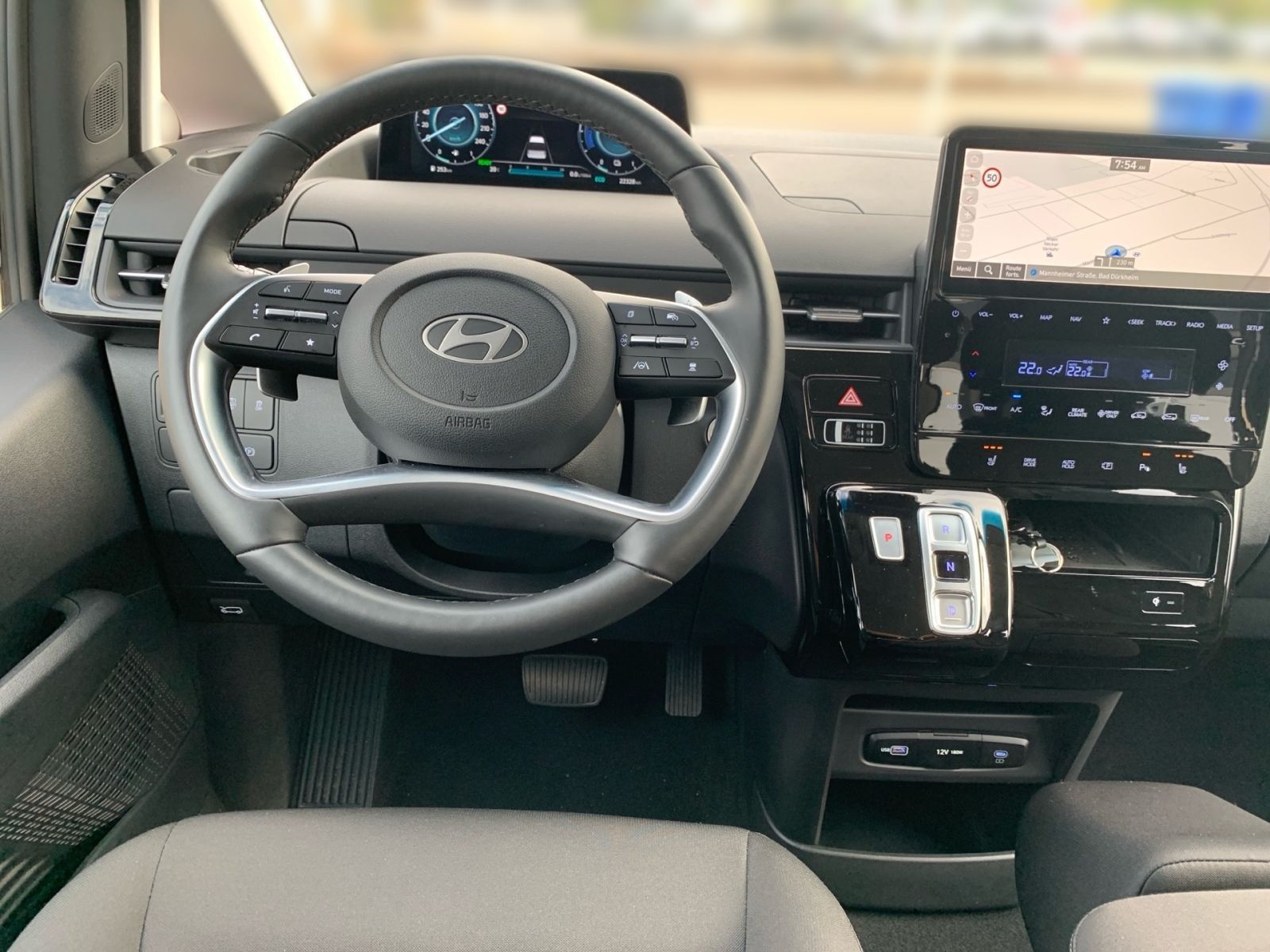 Fahrzeugabbildung Hyundai STARIA 1.6 T-GDI Hybrid Trend 9-Sitzer Navi Allw
