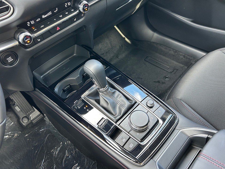 Fahrzeugabbildung Mazda CX-30 SKY-G 140 6AT HOMURA 6J-GARANTIE ALEXA+NAV