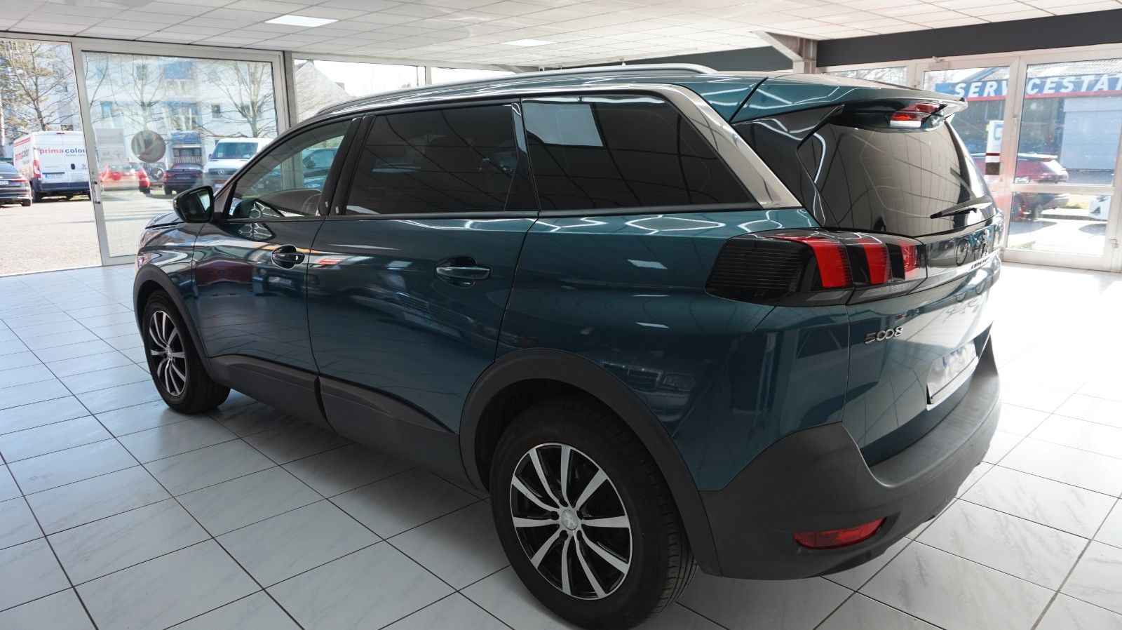Fahrzeugabbildung Peugeot 5008 Active Business 7 Sitzer Scheckheftgepflegt