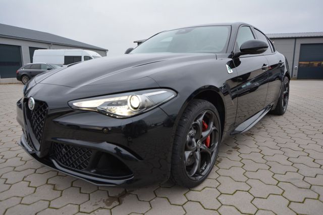 Alfa Romeo Giulia Quadrifoglio 2.9 V6 Bi-Turbo 375kW