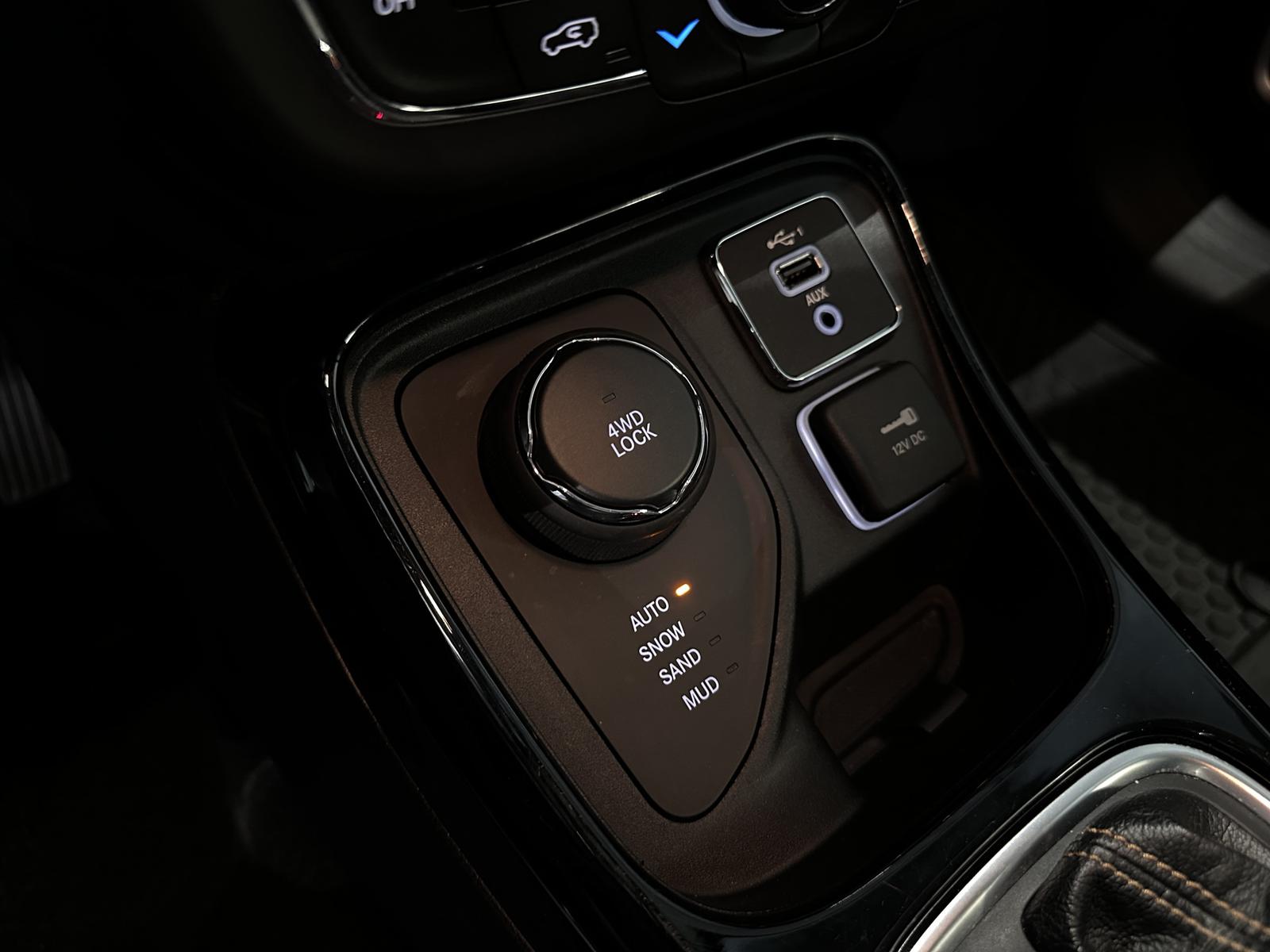 Jeep Compass Limited 4WD *AHK, NAVI, CARPLAY*