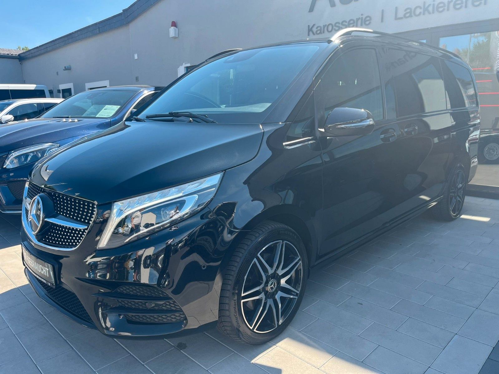 Fahrzeugabbildung Mercedes-Benz V 300d Avantgarde Edition 2020 4Matic Lang