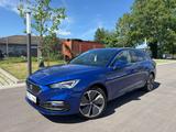 Seat Leon Sportstourer Xcellence e-Hybrid - Seat Leon: Blau