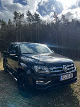 Volkswagen Amarok - Volkswagen Amarok: Schwarz