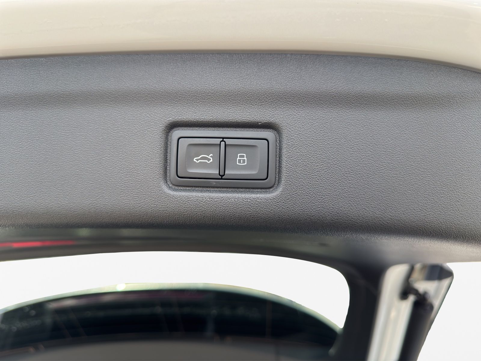Audi SQ6 e-tron - Bild 12