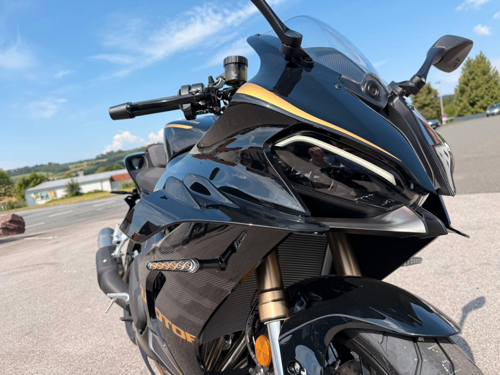 QJ Motor SRK 800 RR ABS NEU vom Händler !!!