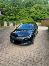 Opel Astra Sports Tourer Innovation 1.6 CDTI  - Opel Astra mit Diesel-Antrieb: Kombi, Tourer Sports Cdti