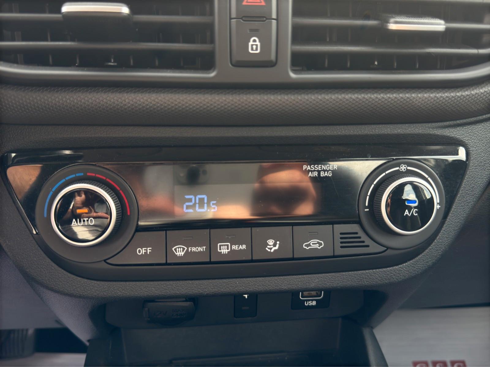 Hyundai i10 1.2 * Carplay * LaneAssist * KlimaAuto