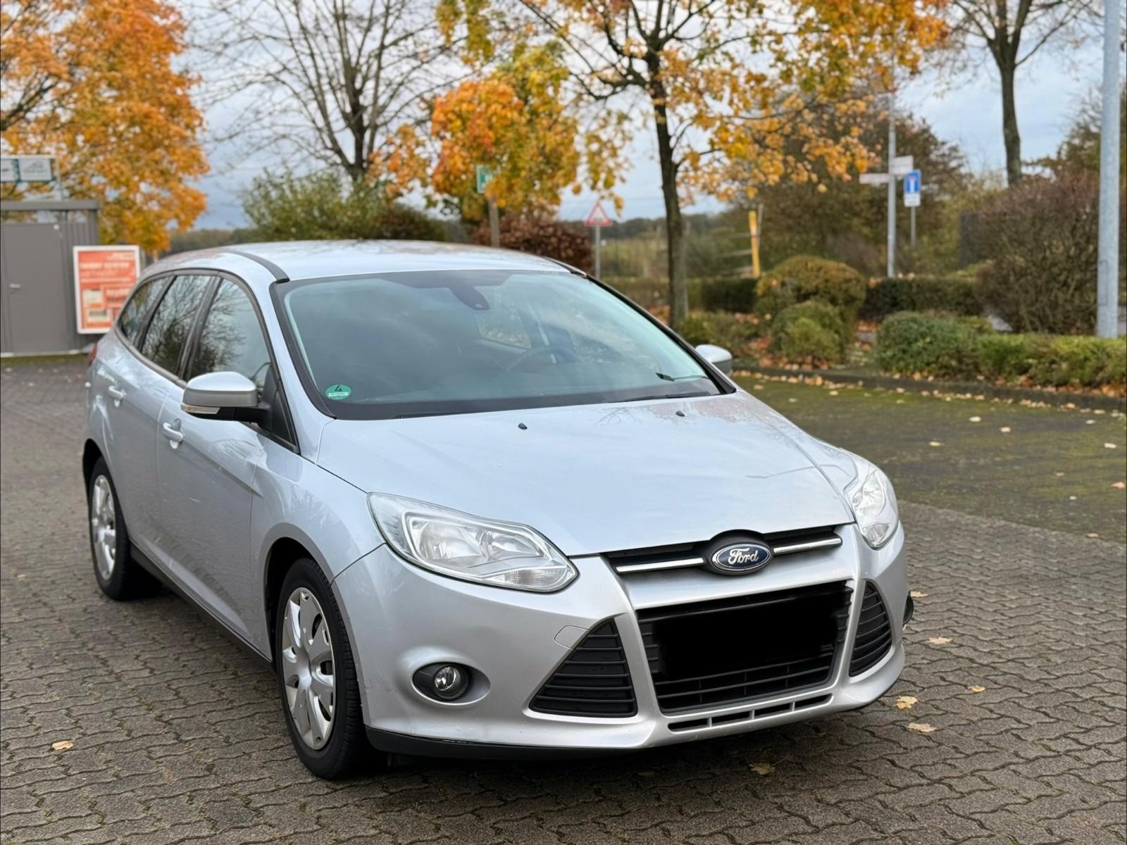Ford Focus 2013 — photo 7