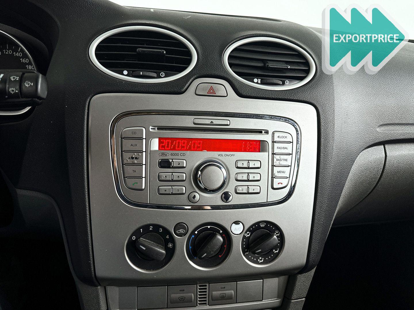 Ford Focus 2009 — photo 17