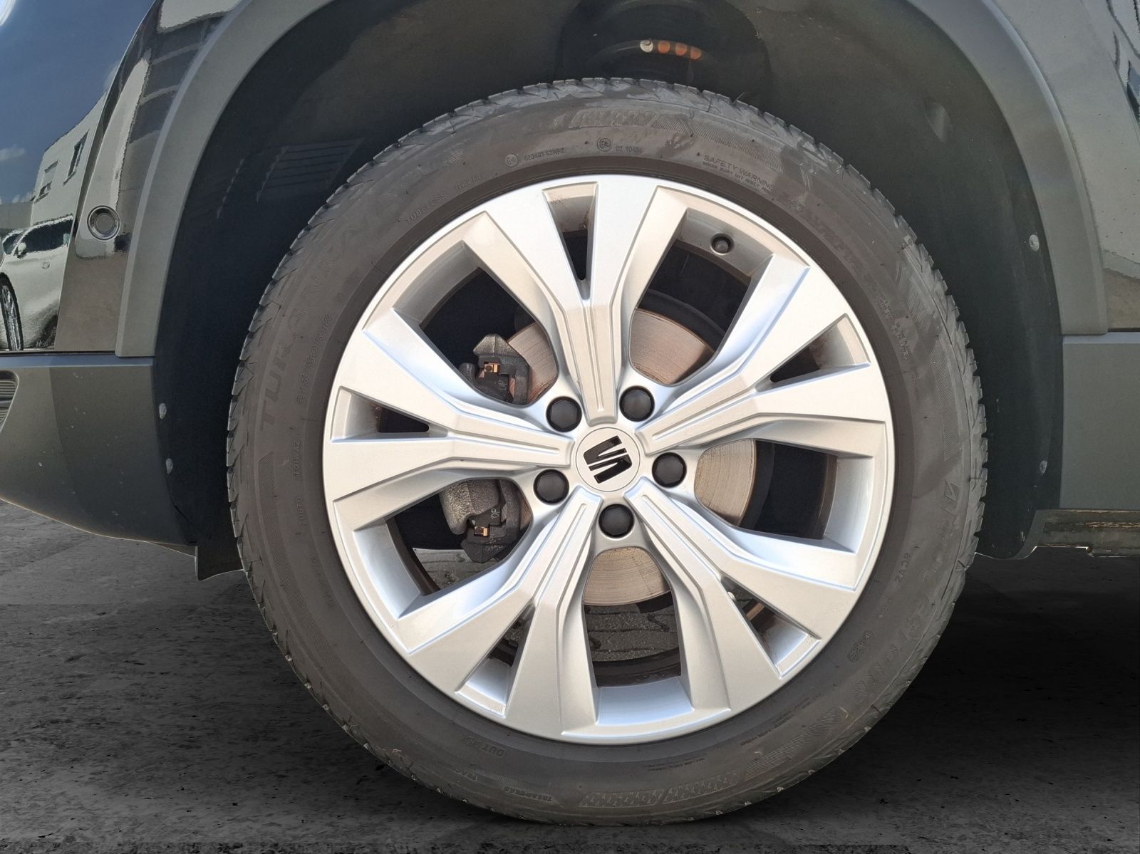 Fahrzeugabbildung SEAT Ateca TSI Xperience DSG LED AHK Navi AID ACC RFK