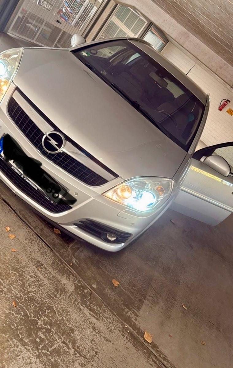 Opel Vectra 2007 — photo 5
