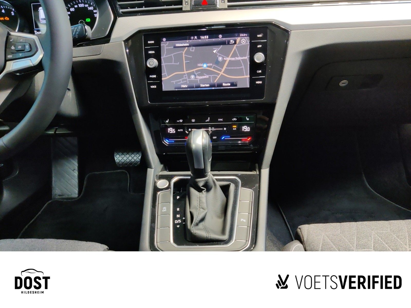 Volkswagen Passat Variant - Bild 10