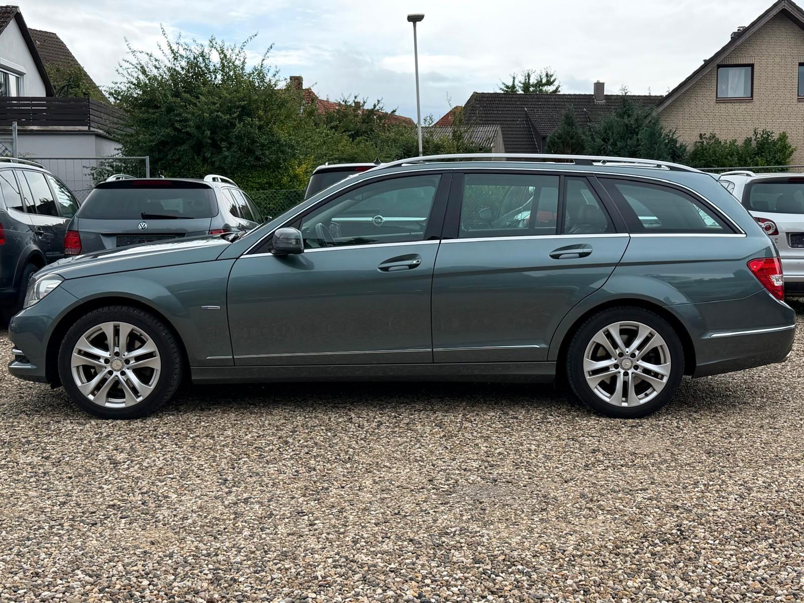 Mercedes-Benz C220 CDI T Avantgarde Xenon AHK S.Dach S.Heft